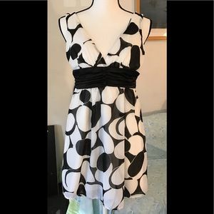 Forever dress with lining & shiny belt. S